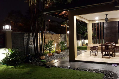 Softscape-Cut Stone Wall